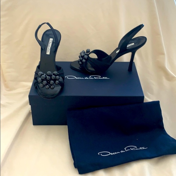 OSCAR de la RENTA HEELS - Picture 4 of 11
